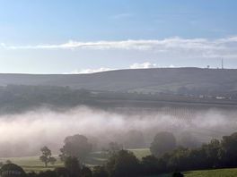 Sunday morning mist in the vally