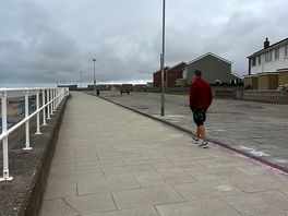 Coastal walk from withensea to the site