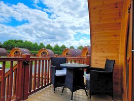 Pods balcony