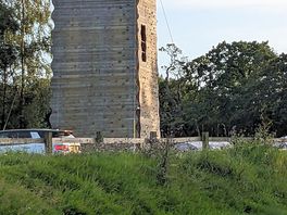 Climbing wall