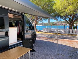 Platz mit meerblick