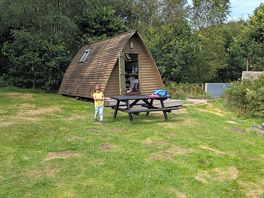 Nith pod and hot tub