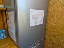 Good sized fridge freezer