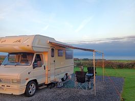 All pitched up in betsy.