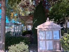 An amazing restaurant nearby!