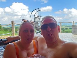 Hot tub amazing