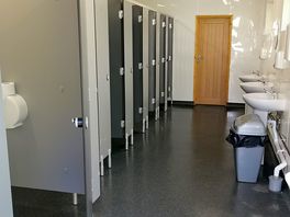 Lovely clean showers and toilets