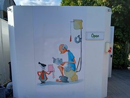 Toilet block sign