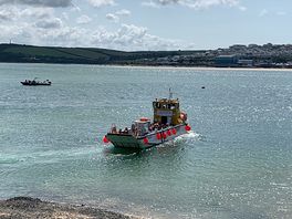 Ferry to padstow