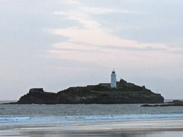 Godrevy lighthouse, far end of the beach