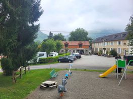 Arrive camping