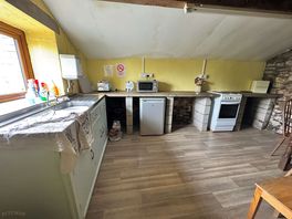 Camping hut