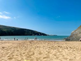 30 minutes walk from campsite