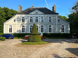 Chateaux