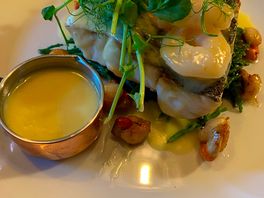 Very nice hake and prawns 🍤