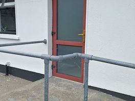 Diability toilet, key access only, required and held my driving licence to acquire key.