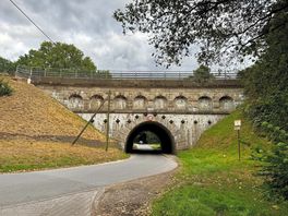 Tunnel near entrance. can generate some great sounds in there!