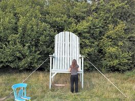 Big chair l