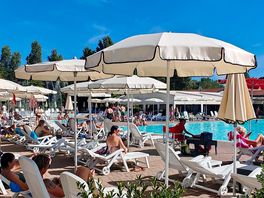 Jolie piscine