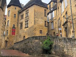 Sarlat le caneda