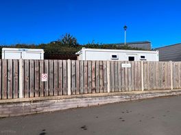 Use this toilet block!