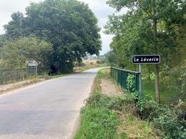 Nearby roads