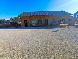 Facilities block , kitchen, toilets and cafe