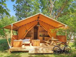 Safari lodge