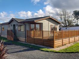 Hawks Roost Lodge
