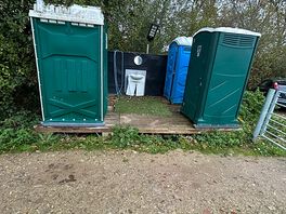 Toilets only 1 of which was working no toilet roll even though was told he was putting one in there