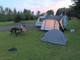 Set up by night