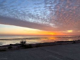 Sun rise at 5am