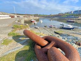 Caemes bay