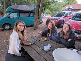 Girls having breakfast