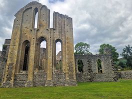 Abbey 5 mins walk away