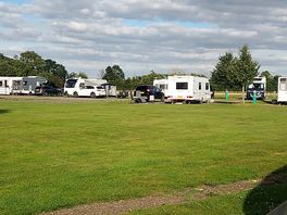 Nice level pitches with power in easy reach