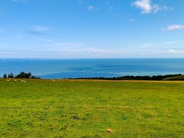 View 5 min walk from pitch