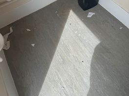 Men’s toilets