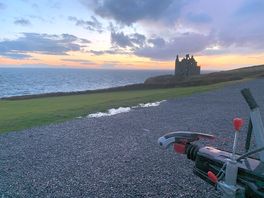 Amazing pitch with sea views