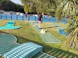 Mini golf on site