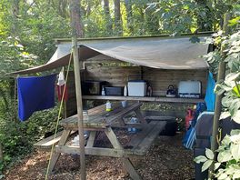 Kitchen area was great for cooking and eating watch the squirrels they love hot chocolate!