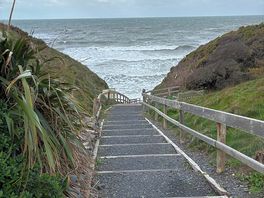 Steps to the beach