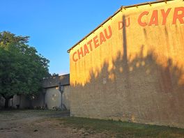 Local château in walking distance