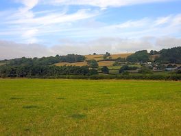 Offers dyke path