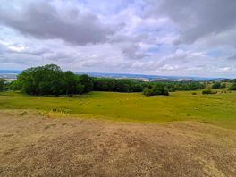 Nearby landscape pic