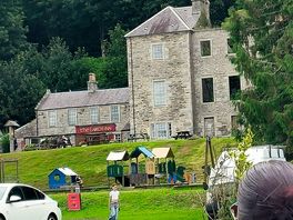 Lairds inn and swing park