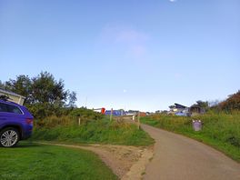 Lovely blue skys, path upto pod