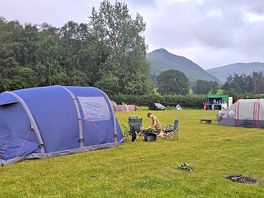 Tent facing the beautiful catbells, walkable from the site.