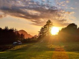 Sunset over campsite 😍