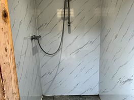 Unisex shower
